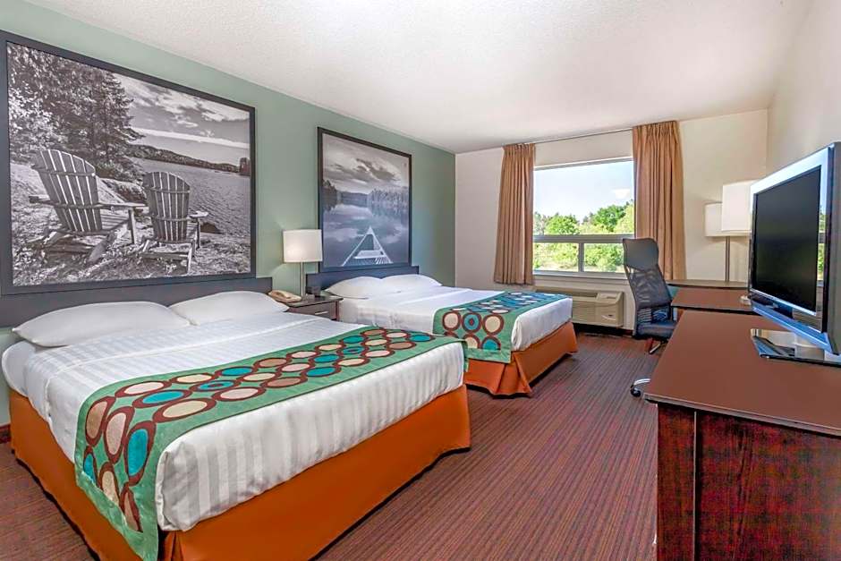 Super 8 by Wyndham Peterborough