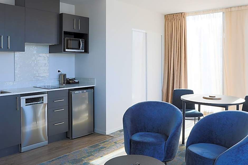 Ramada by Wyndham Wellington Taranaki Street