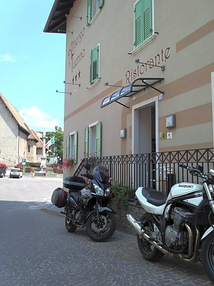 Albergo Tuenno