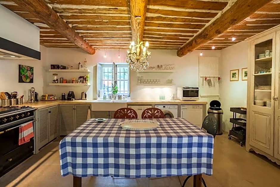 Superbe Villa provençale à deux pas de Gordes