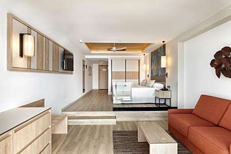 Double Room with Partial Sea View