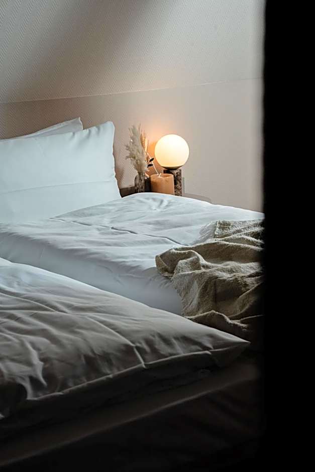 Naturhotel Sachsenbaude Oberwiesenthal - Indoor-Pool & Outdoor-Whirlpool