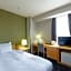 SureStay Plus Hotel by Best Western Shin-Osaka