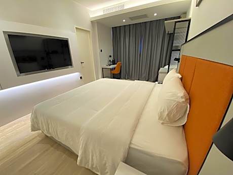 King Room with Balcony