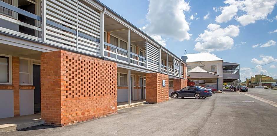 The Australian Hotel Murgon