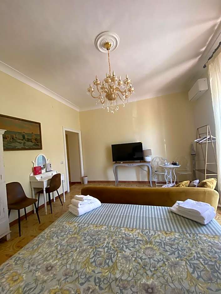 Villa Favorita Suites