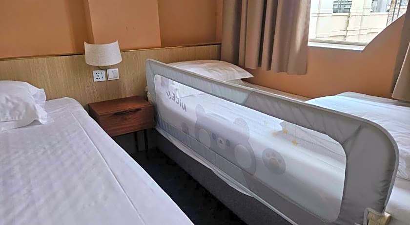 Man Va Hotel
