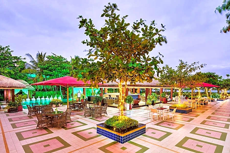 Mayfair Waves Resort