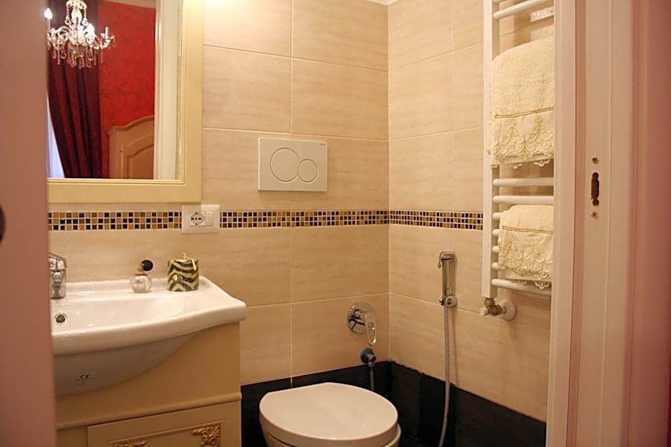 Pope's Suites