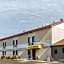 Super8 by Wyndham Luverne I90