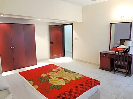 One Bedroom Apartment