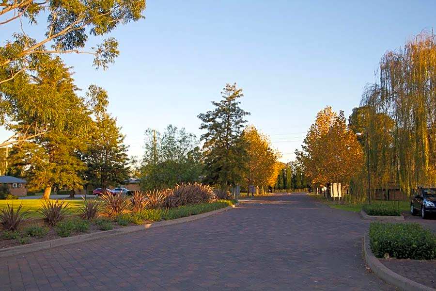 Potters Hotel & Brewery