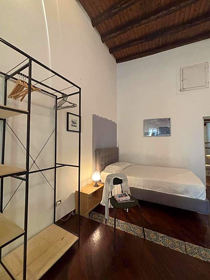 B&B Bandiera 77