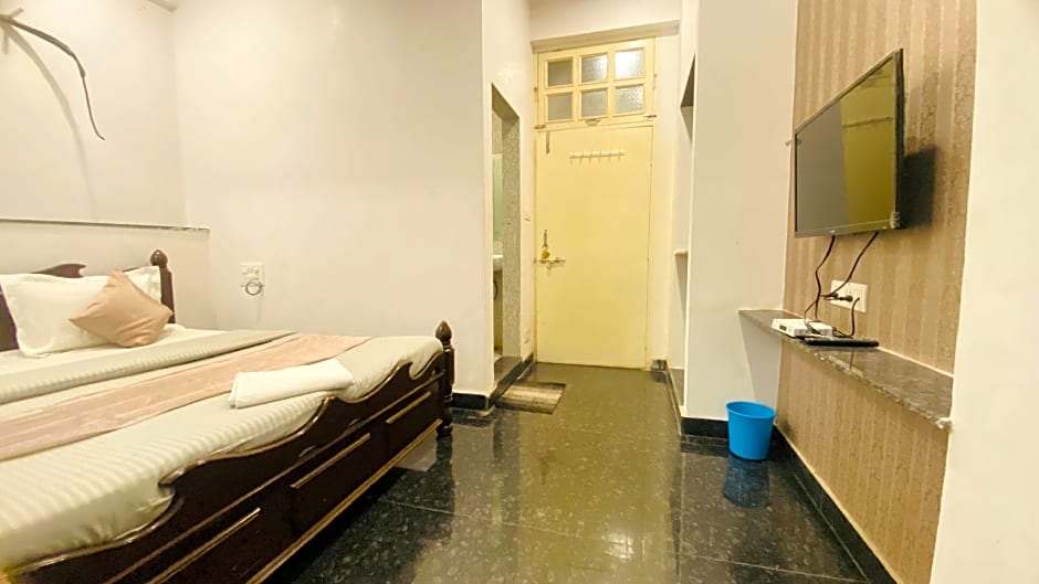 MOON FLOWER GUEST HOUSE