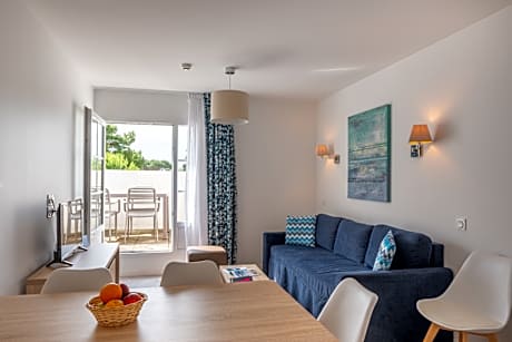 2 bedroom apart for 6 people- Wheelchair access