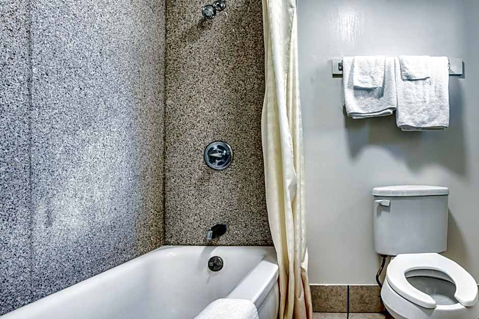 OYO Hotel Bald Knob AR Hwy 64