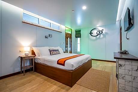 One-Bedroom Villa with Garden View