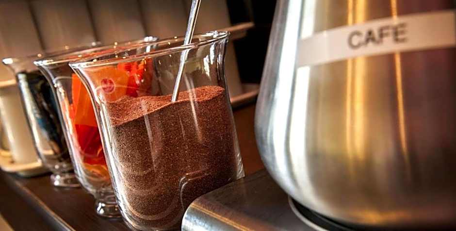 Brit Hotel Confort Montauban