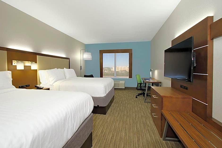 Photo 1 of 1 of 2 Queen Beds Suite, Accessible, Bathtub