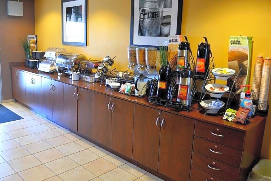 Microtel Inn & Suites by Wyndham Rawlins