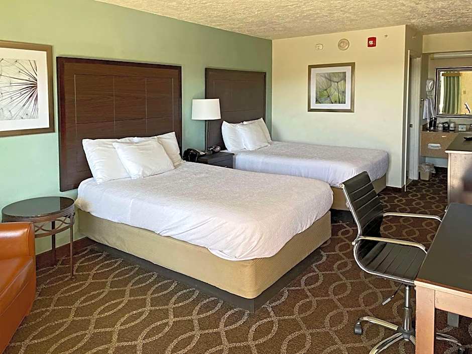 Quality Inn Clinton North