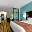Comfort Suites Topeka Northwest
