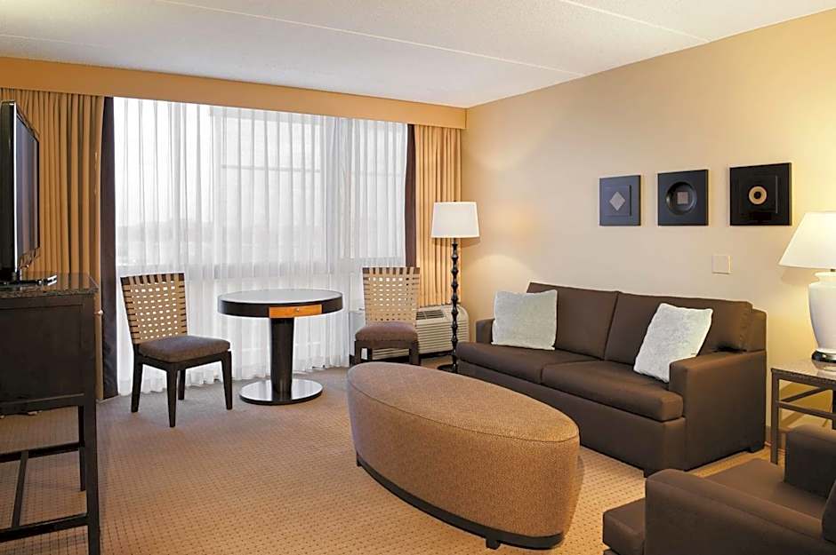 DoubleTree By Hilton Hotel Chicago Arlington Heights