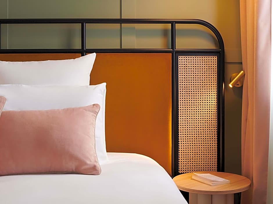 Square Lodge Hotel La Roche sur Yon - Handwritten Collection