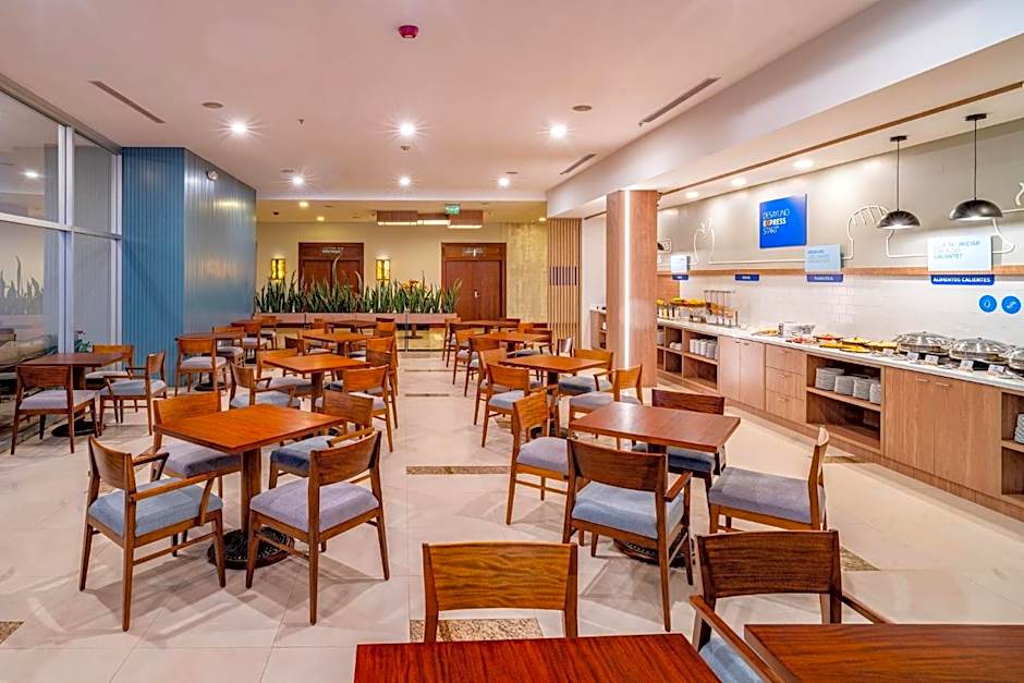 Holiday Inn Express Hotels & Suites Quito By IHG