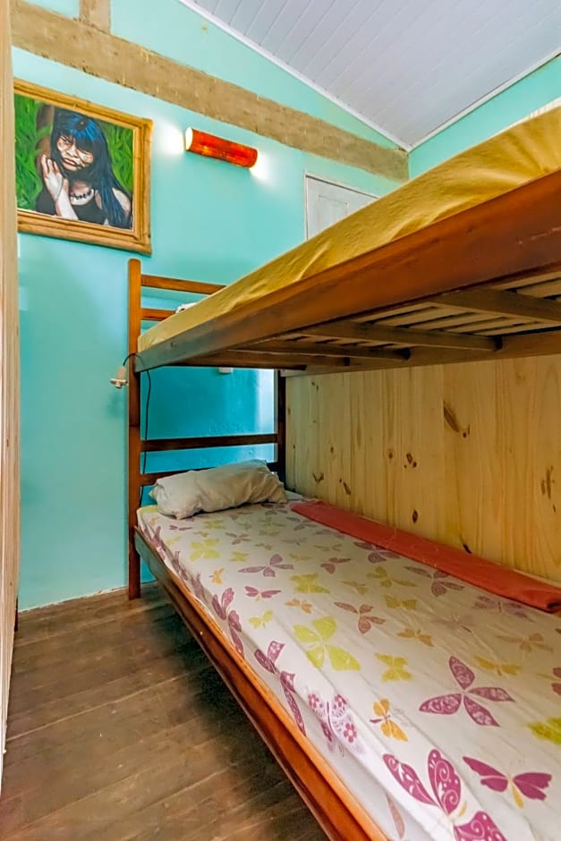 Hostel e Camping Rio das Pedras