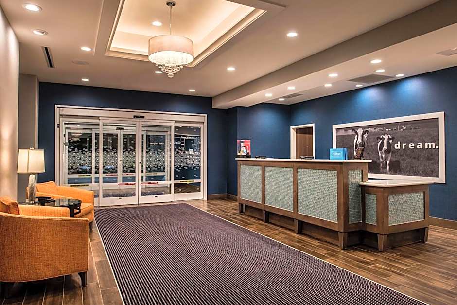 Hampton Inn By Hilton Benson