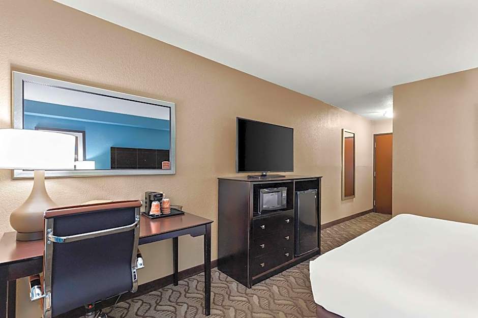 Comfort Inn & Suites Springfield I-55