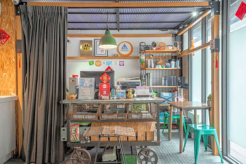 Light Hostel - Chiayi
