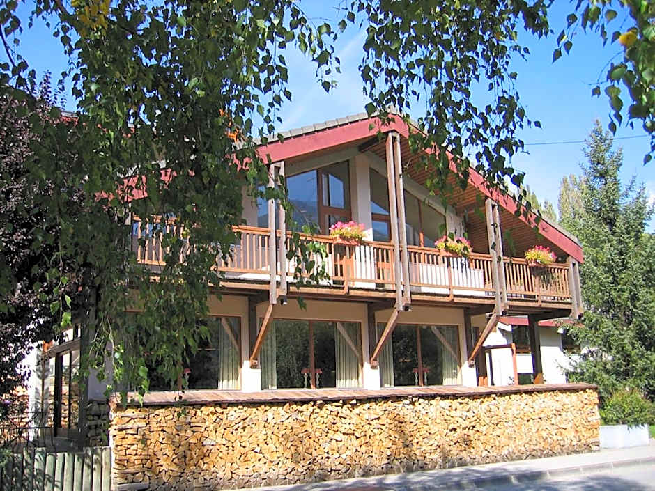 Hôtel Restaurant La Tourmaline