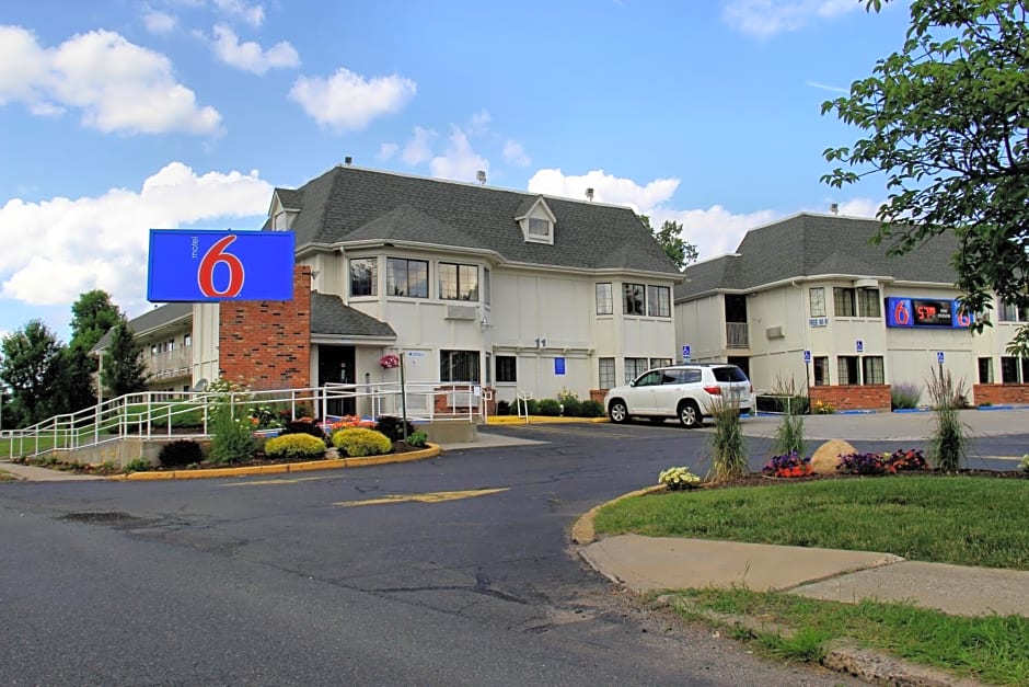 Motel 6-Enfield, CT - Hartford