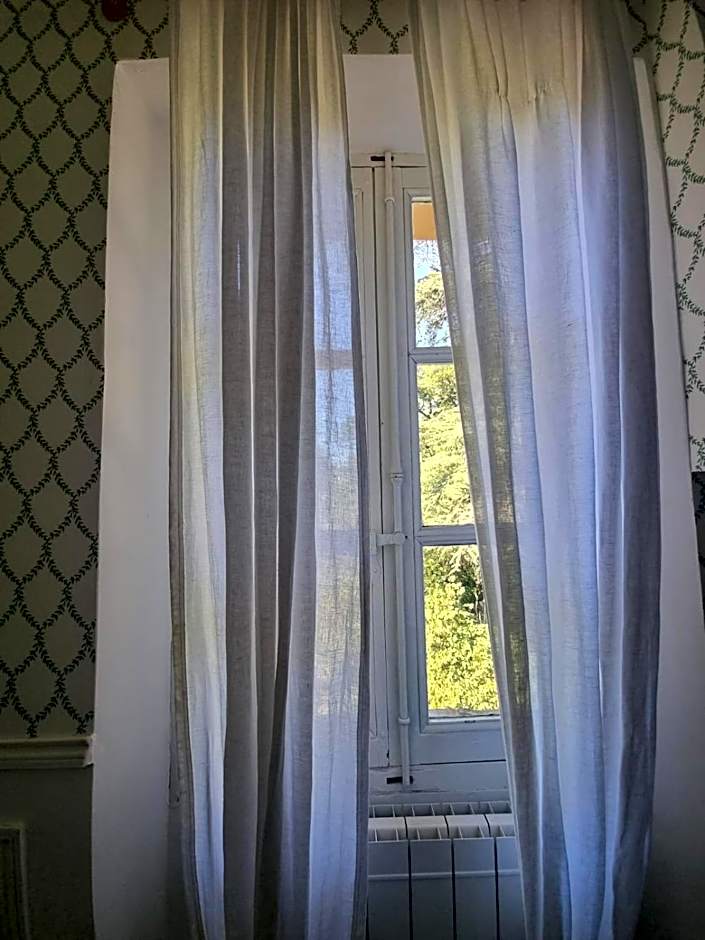1560- Domaine Des Cinq Jardins- A Magical and Authentic Mansion