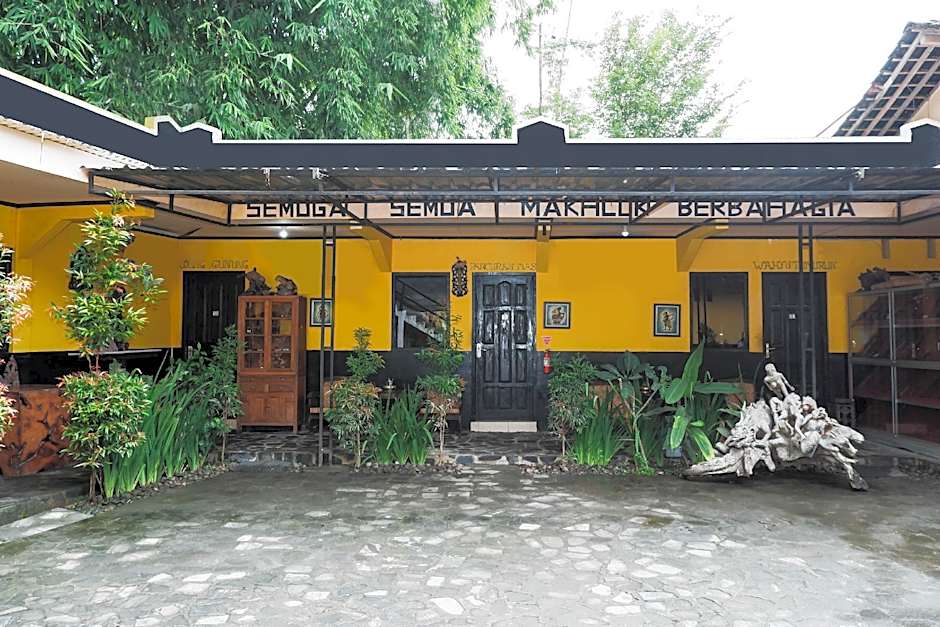 Hotel O Udan Mas Guesthouse& Gallery