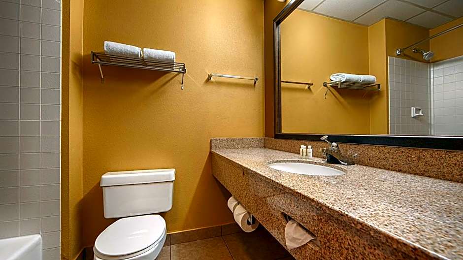 Best Western Green Valley Inn