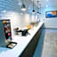 La Quinta Inn & Suites by Wyndham South Holland