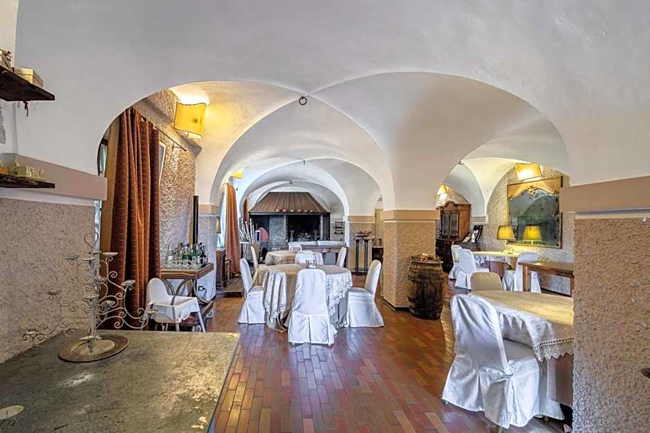 Relais Del Castello Di Oviglio