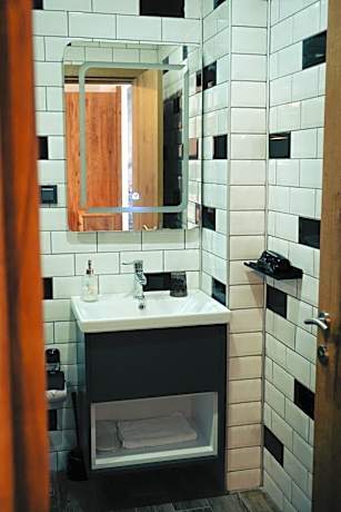 Deluxe Bungalow with Garden View