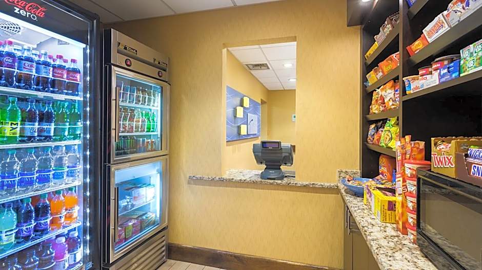 Holiday Inn Express Charleston-Civic Center By IHG