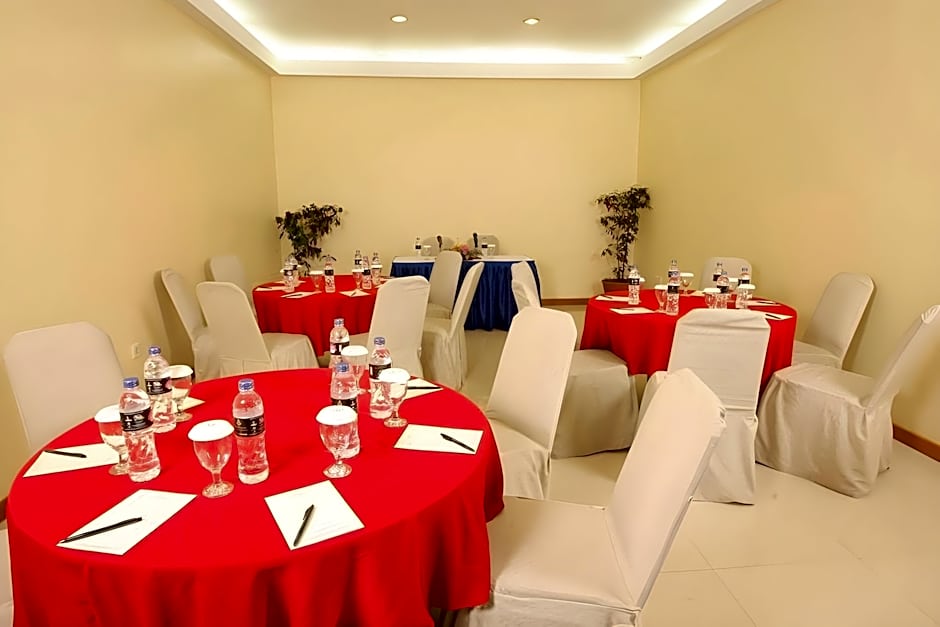 Makassar Golden Hotel