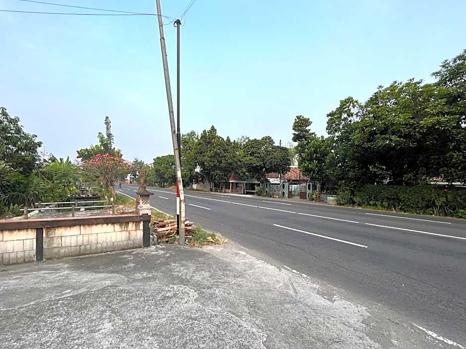 RedDoorz Syariah near Exit Tol Nganjuk