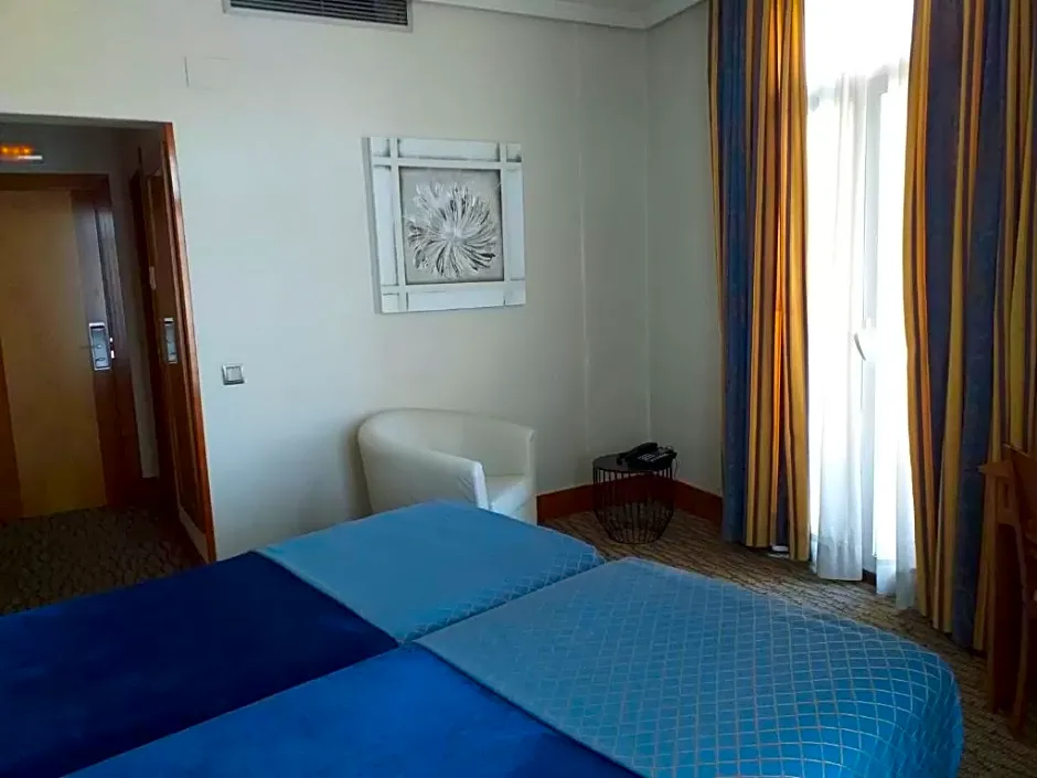 Hotel Mora by MIJ
