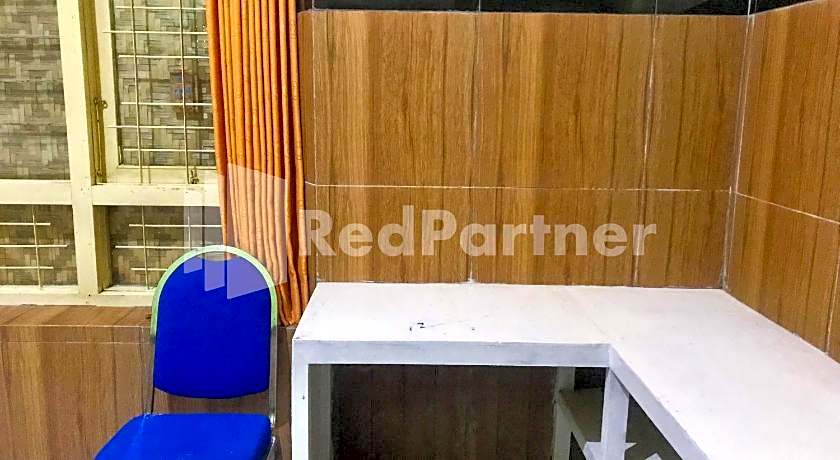 LH101 Guest House Syariah near Makam Sunan Bonang RedPartner