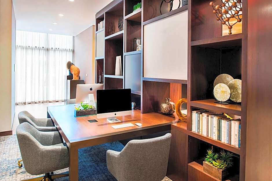 AC Hotel by Marriott Boston Downtown