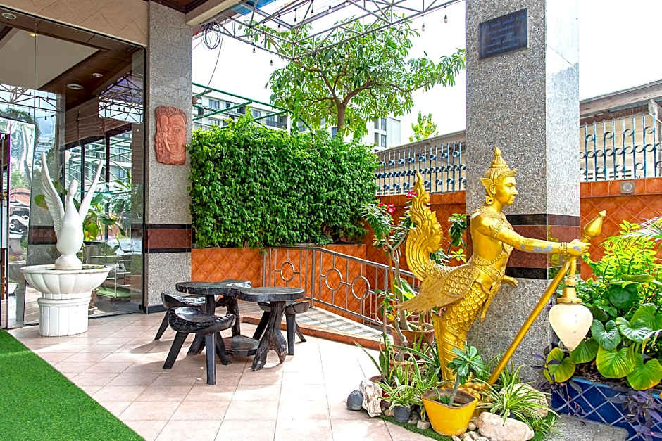 Hua Hin Loft Managed by Loft Group