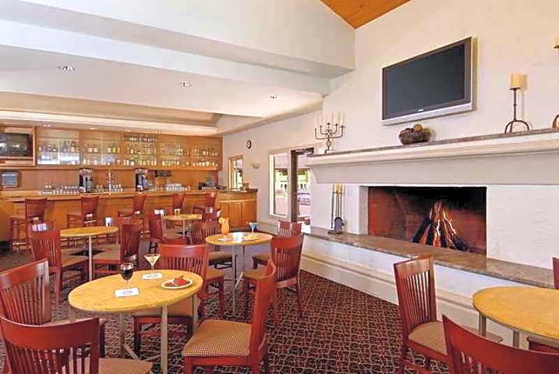 Park Terrace Suites