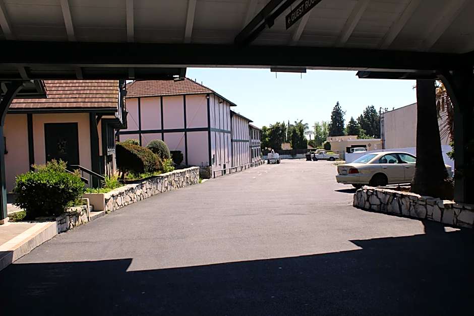 Best Whittier Inn